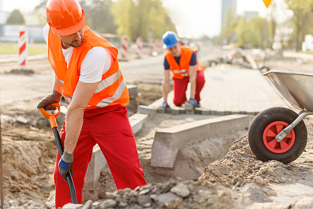 Best Custom Concrete Contractor  in Lyndon, KS